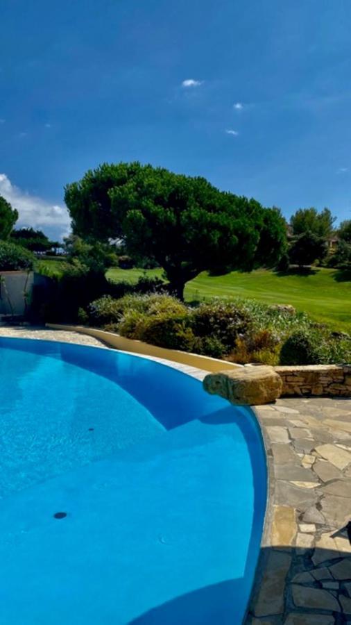 Superbe Villa-domaine Avec Golf Piscine Et Tennis Saint-Cyr-sur-Mer