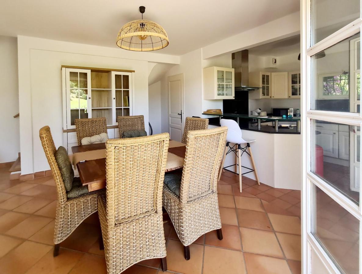 Superbe Villa-domaine Avec Golf Piscine Et Tennis *