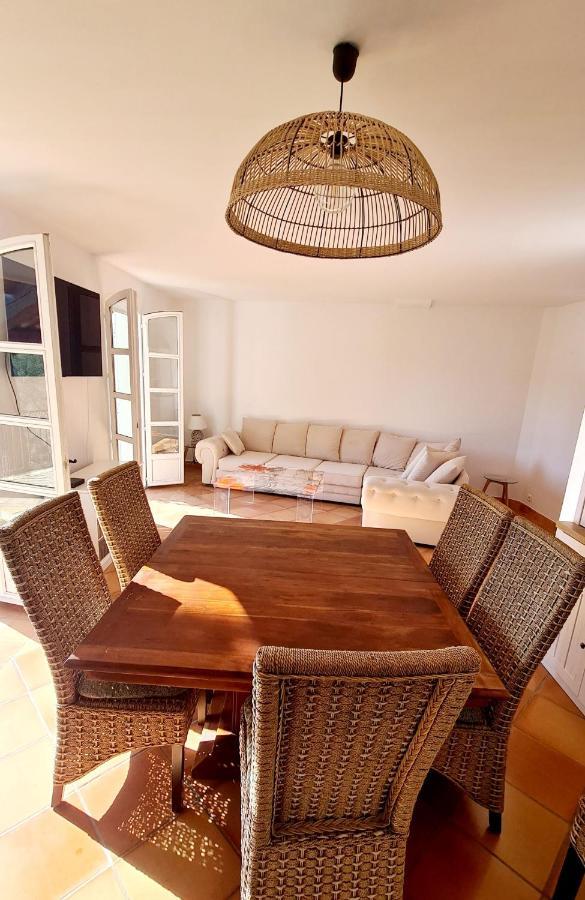 Superbe Villa-domaine Avec Golf Piscine Et Tennis *
