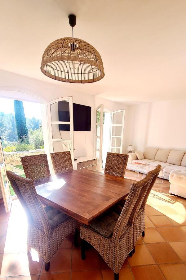 Villa Superbe Villa-domaine Avec Golf Piscine Et Tennis Saint-Cyr-sur-Mer