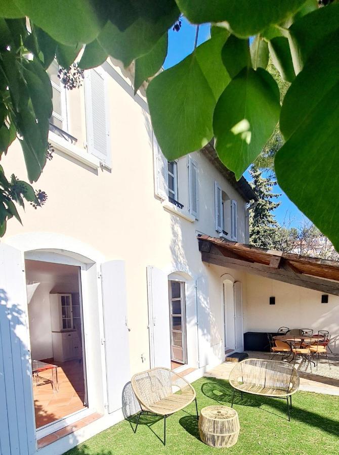 Superbe Villa-domaine Avec Golf Piscine Et Tennis *